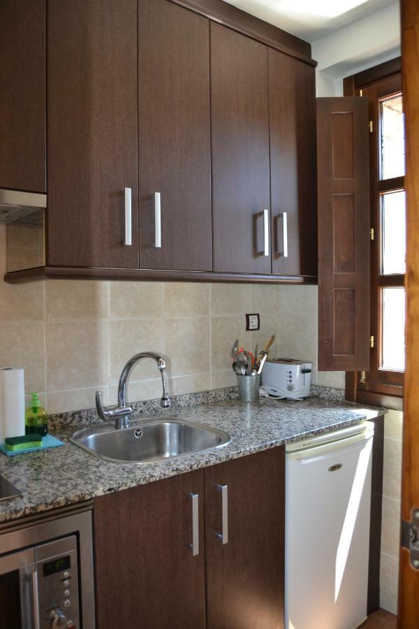 Apartamentos Rurales La Cirigueena Oles Exteriör bild