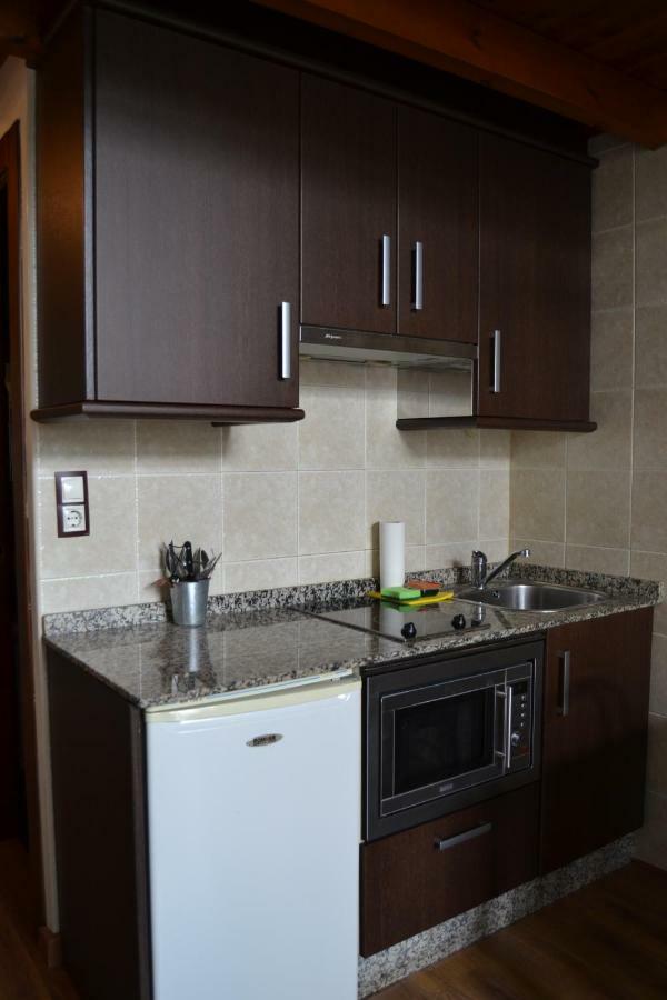 Apartamentos Rurales La Cirigueena Oles Exteriör bild