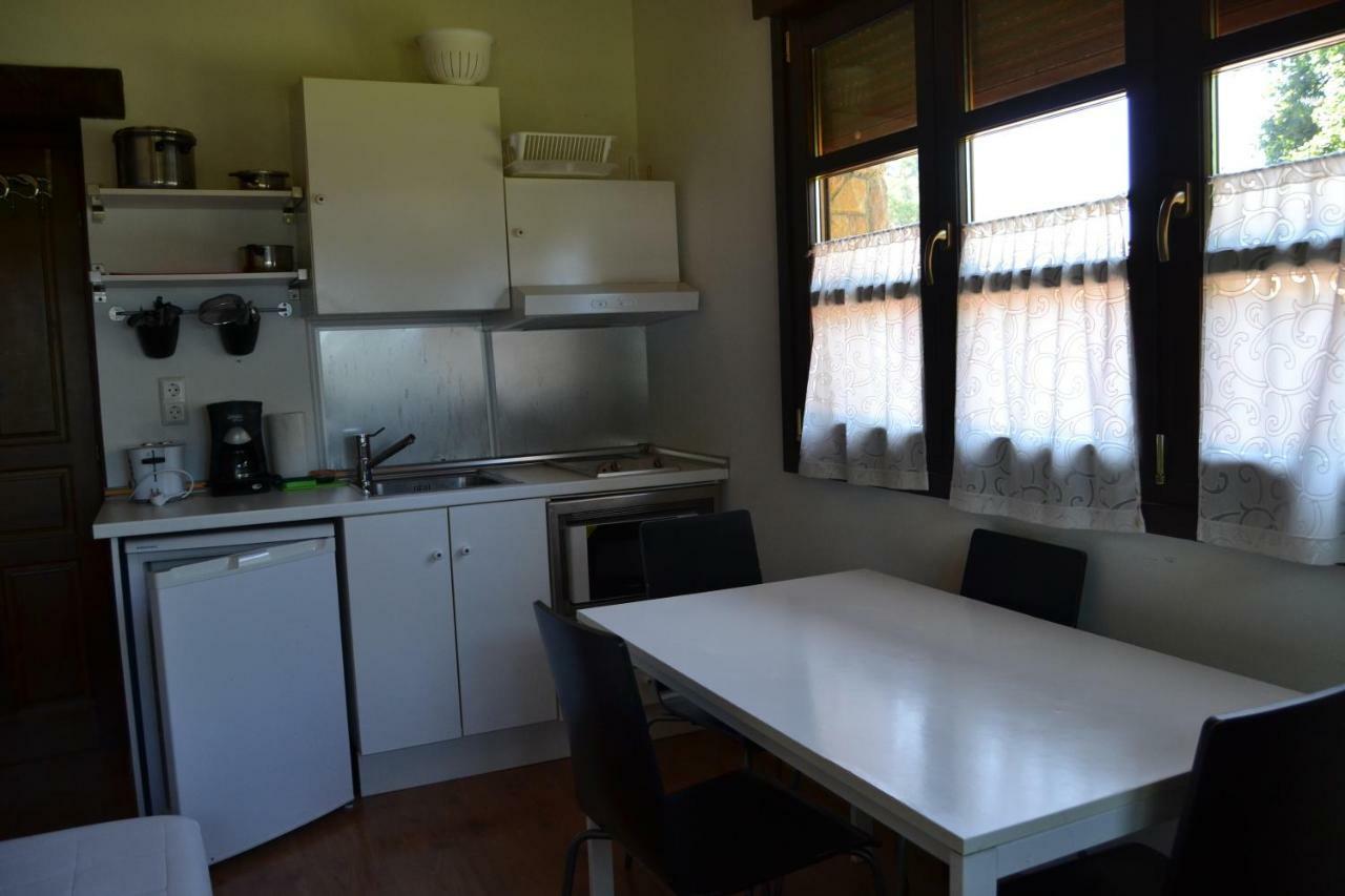 Apartamentos Rurales La Cirigueena Oles Exteriör bild